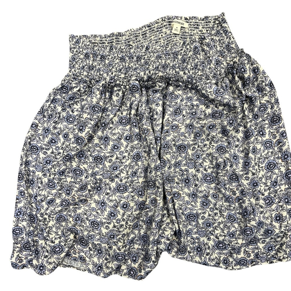 Flare flowy White/Blue Floral Print mini skirt Sz Medium